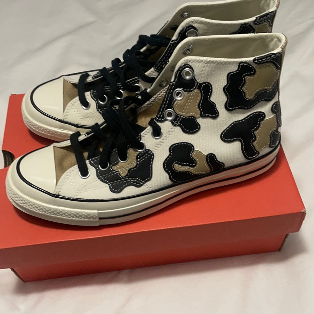 Converse